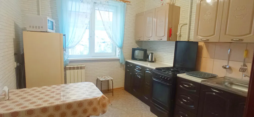 Вместительная квартира  рядом с басееном.