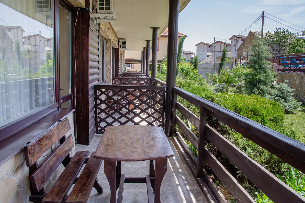 Стандартный номер с балконом с видом на Генуэзскую крепость