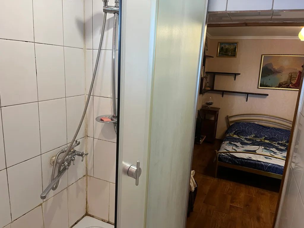 Однокомнатная квартира в частном доме близко к морю с балконом