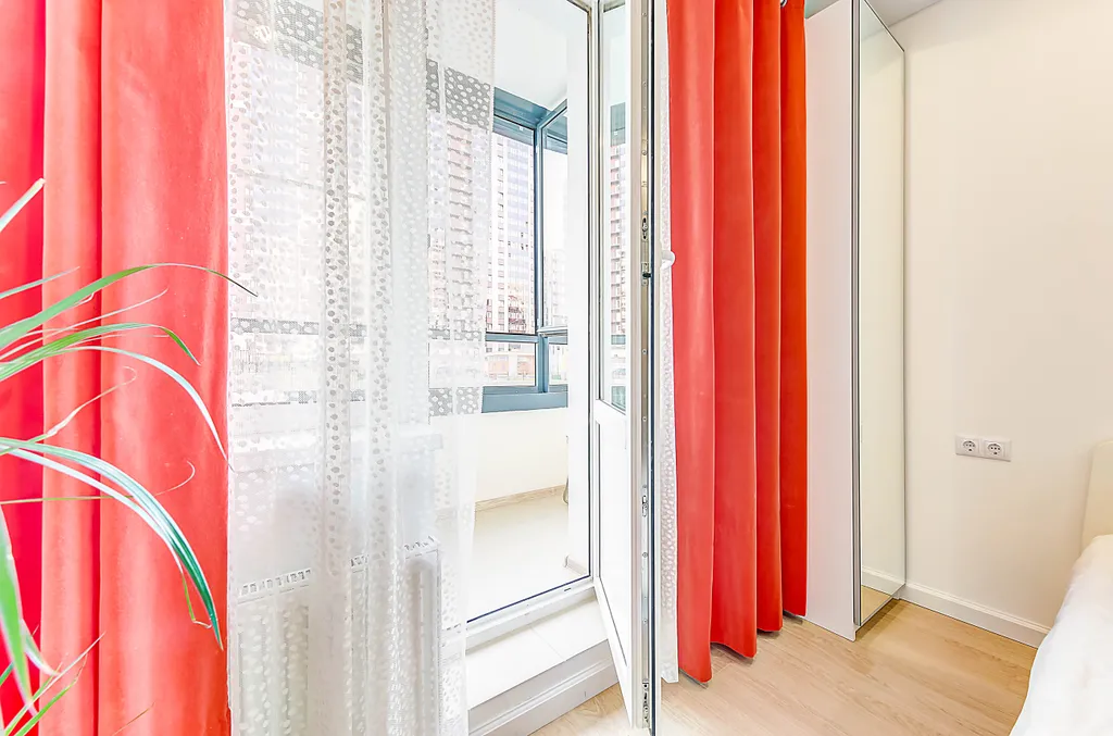 Red Curtains Studio