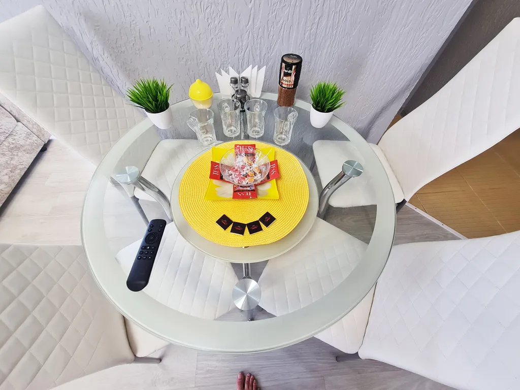 Позитивная 3-комнатная студия у жд вокзала