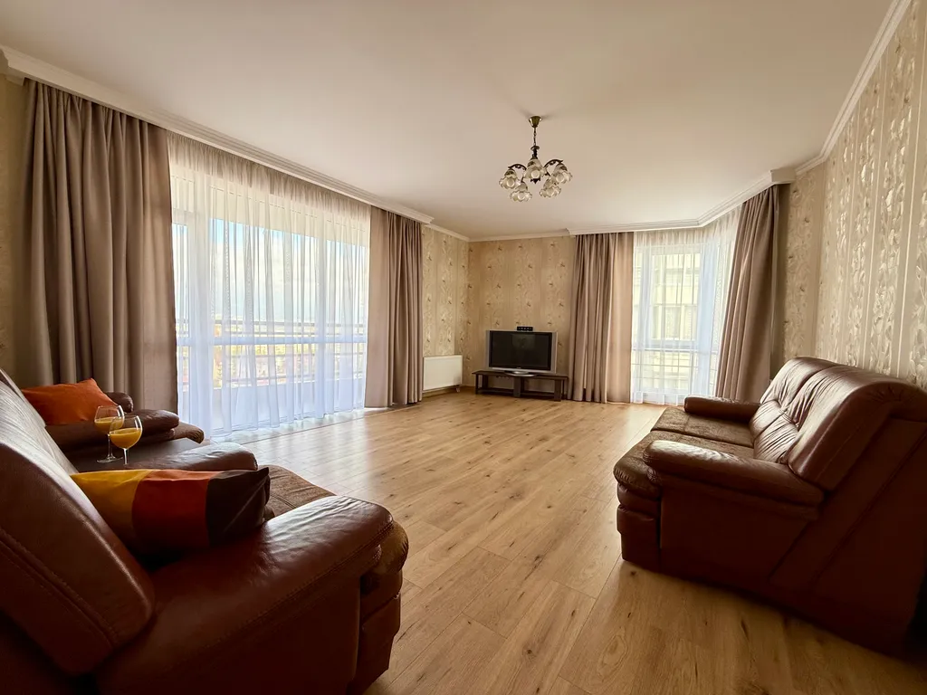 3х комнатная квартира — аренда посуточно в Адлер