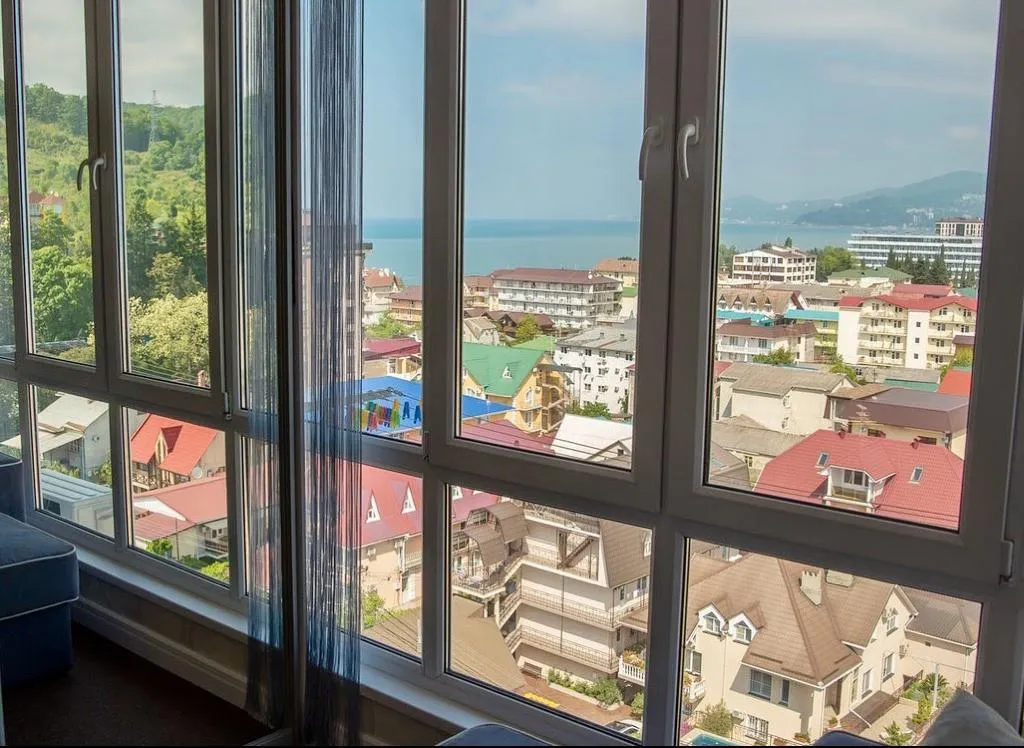 Квартира Панорамная студия на берегу моря — аренда посуточно в Адлер