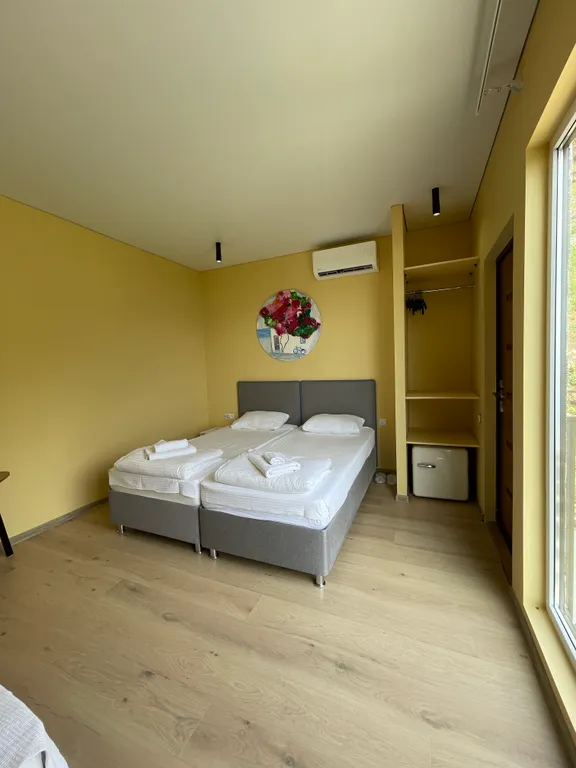 Квартира Квартира Стандарт с боковым видом на море — Гагра