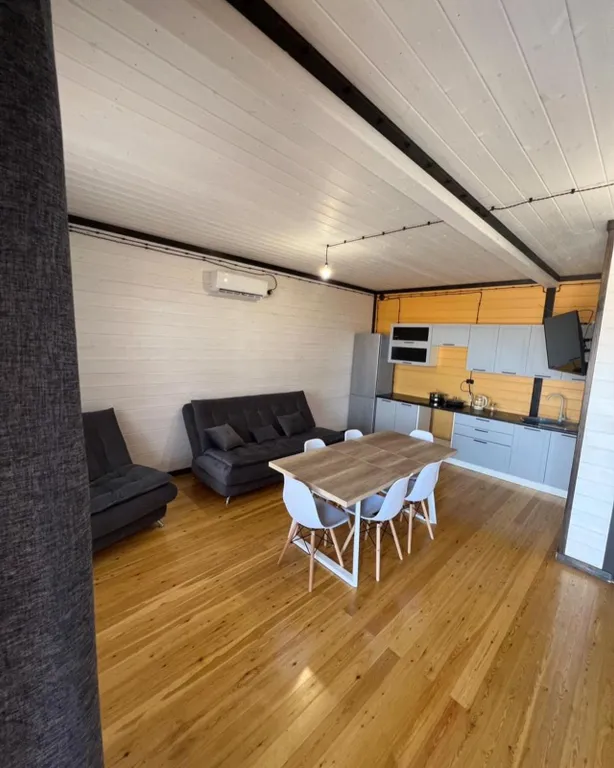 Коттедж у моря