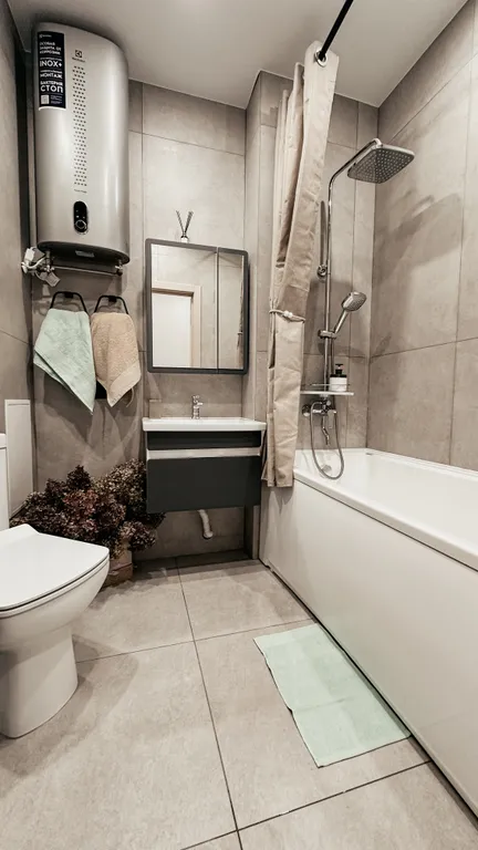 Просторная квартира с видом на Амур и город