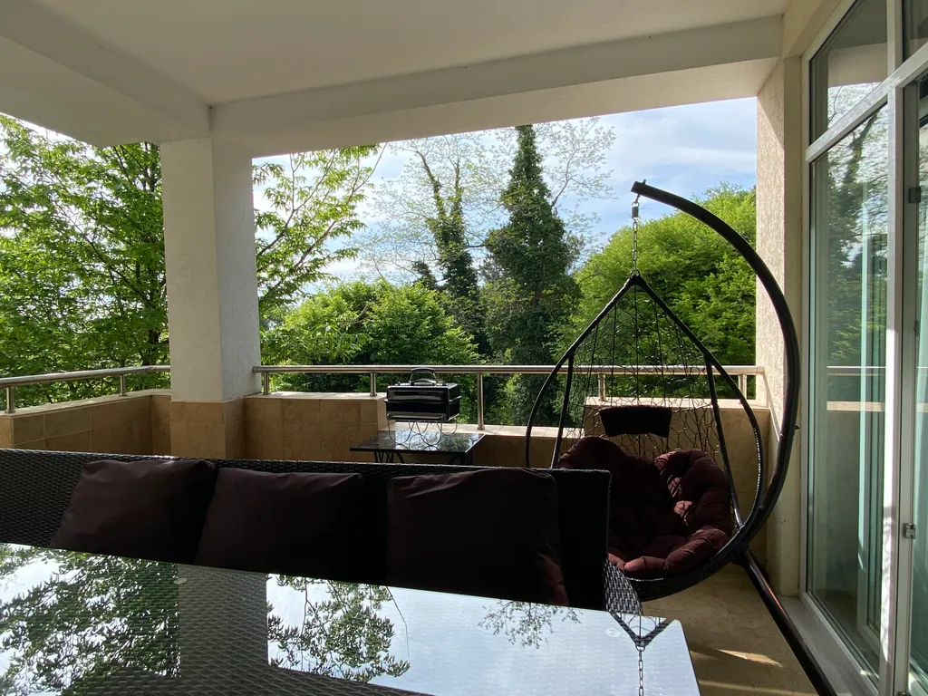 Апартамент с собственным пляжем