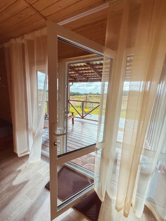 Коттедж Дом мини-дом с террасой и отдельной беседкой для шашлыка — Зеленоградск