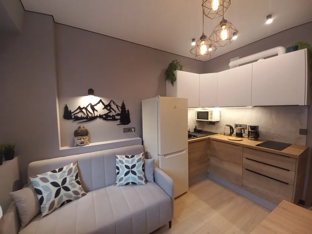 Уютная квартира с новым ремонтом в центре поселка