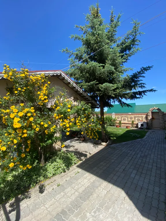 Уютный дом за городом