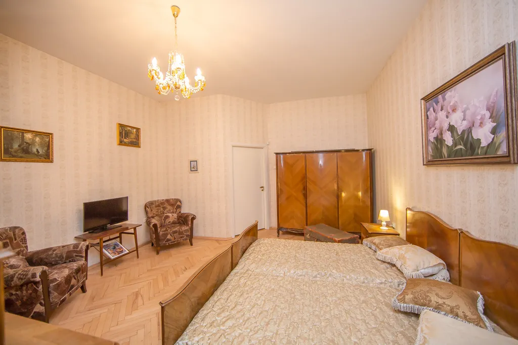 St Isaak 2BTH Grand Apartment