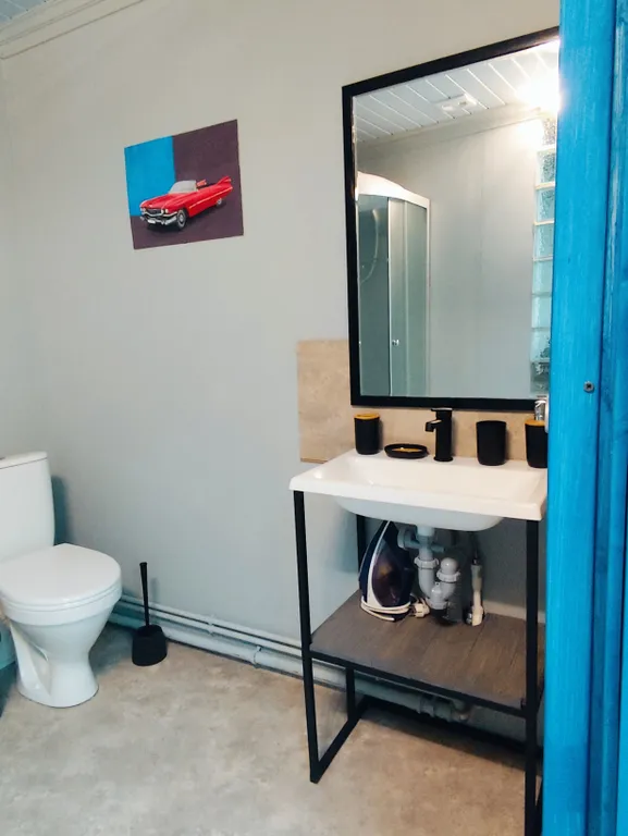 Коттедж Удивительный дом, фонари верхнего света, звуки природы и города — Казань