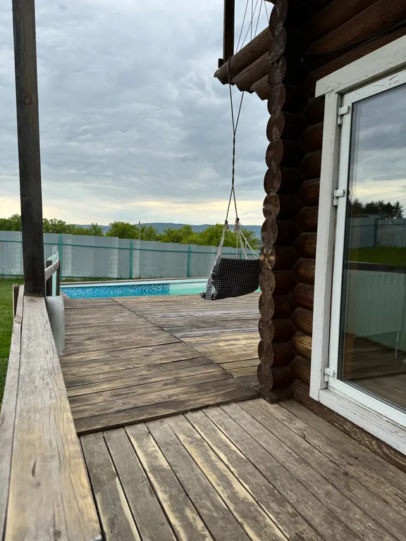 Срубовой дом с большим бассейном и шикарным видом на Жигулевские горы