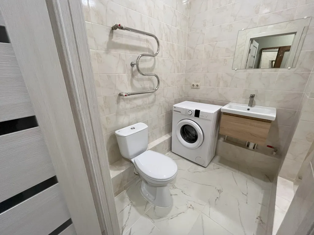 Студия в элитном доме возле Парка Ангелов