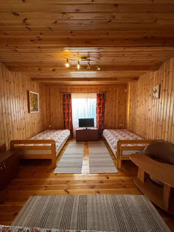 Уютный дом в эко стиле, в 150 метрах от моря и пляжа со своим двором