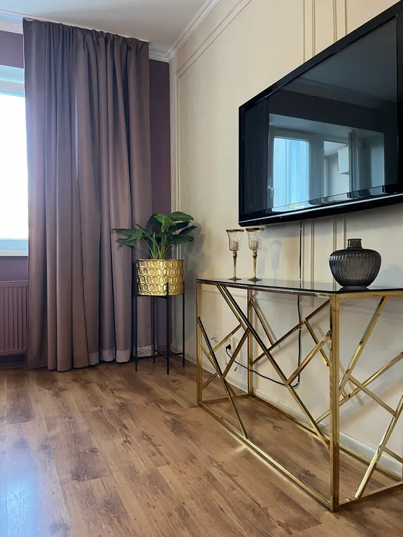 Квартира Просторная квартира с раздельными комнатами рядом с Королевскими ворот — Калининград