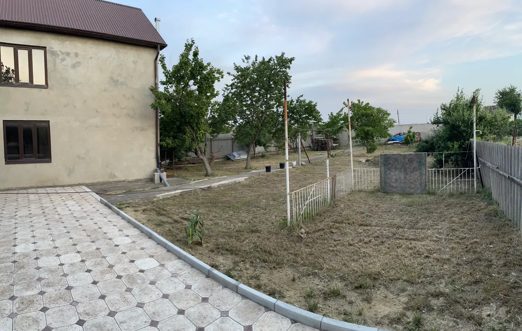 Коттедж Уютный дом с закрытым двором плюс гараж — Каспийск