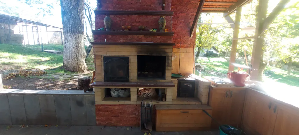 Коттедж рядом с виллой