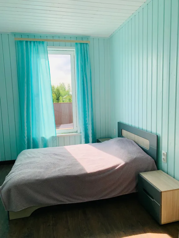 Загородный дом с баней и бассейном