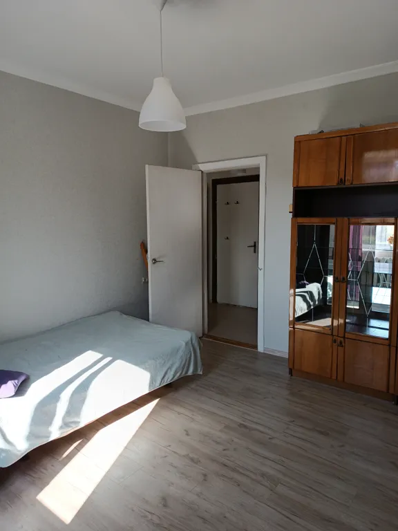 Двухкомнатная квартира у парка в тихом пригороде Калининграда