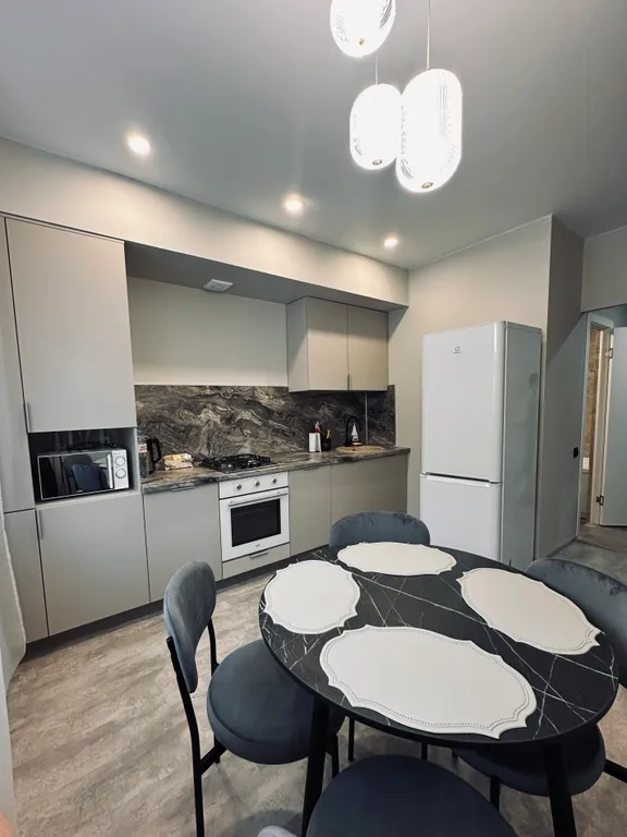 Уютная квартира в новом доме на берегу реки Волги — аренда посуточно в Ярославль