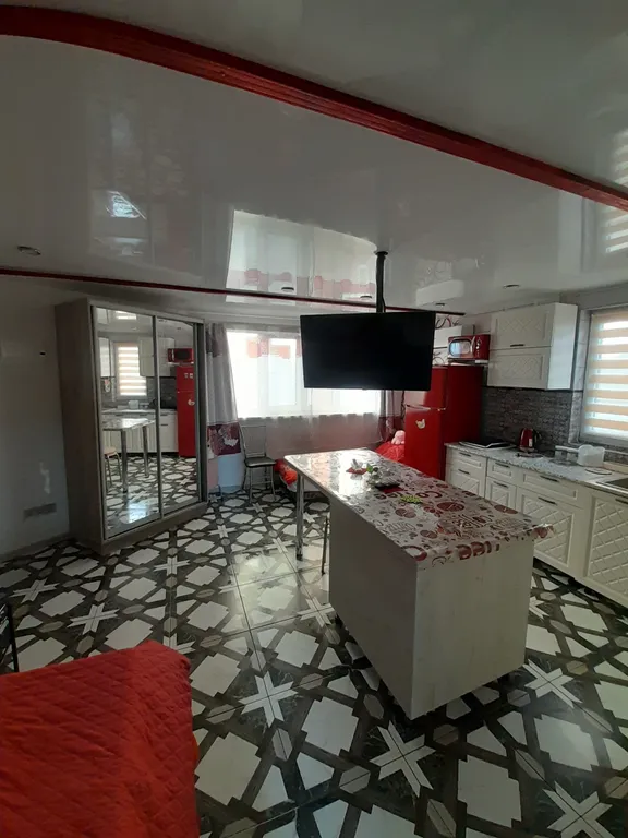 Квартира Семейные апартаменты у моря — аренда посуточно в Алушта