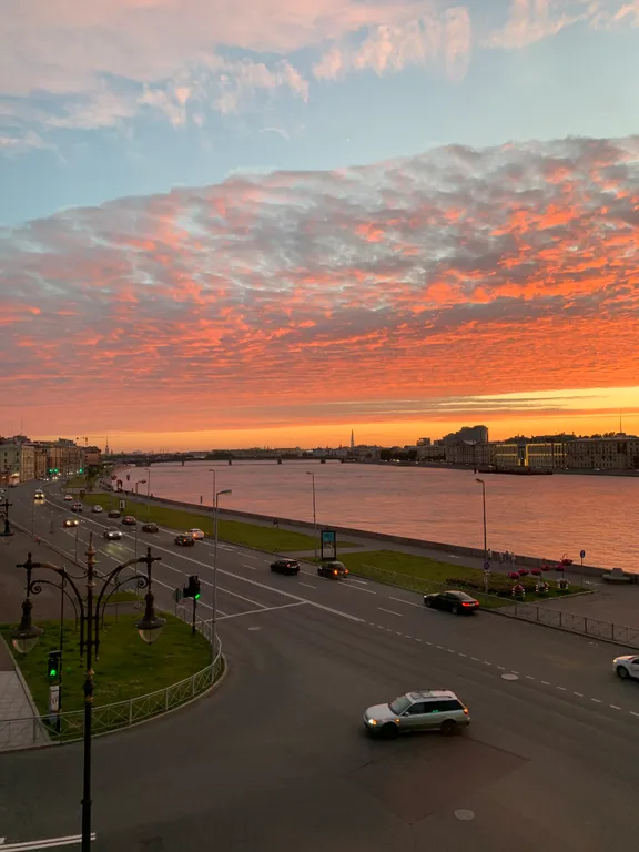 Квартира Квартира Апартамент с шикарным видом на Неву — Санкт-Петербург