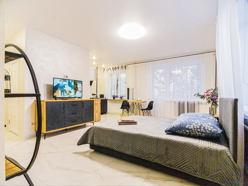 Комфортная Студия в центре города для отдыха и работы