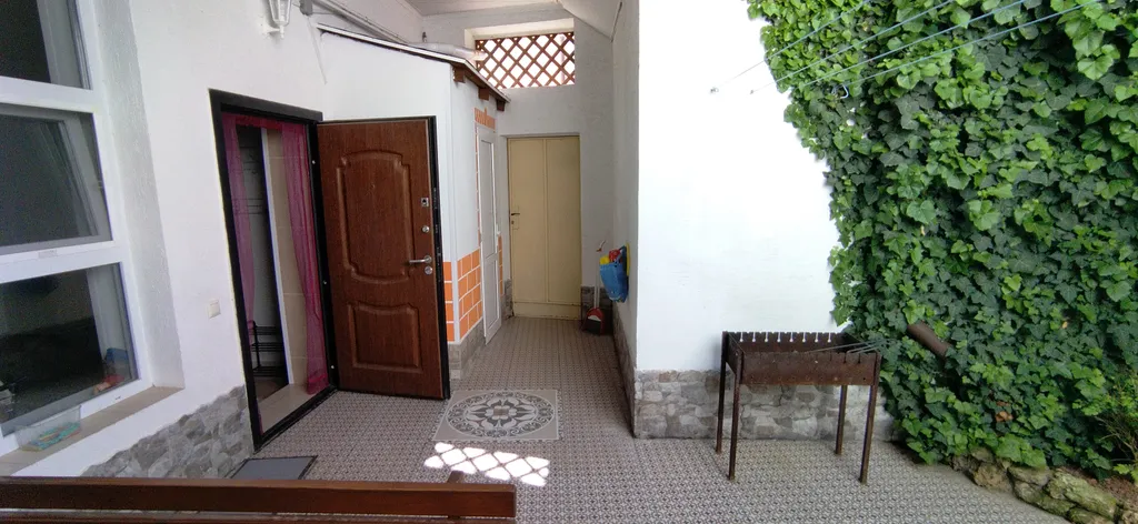 Апартаменты с отдельным двором в Старом городе