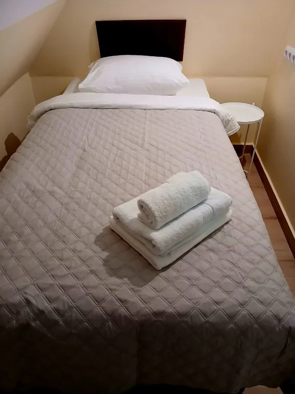 Квартира Новые 3-х местные апартаменты с кондиционером и кухней, Амалиенау — Калининград