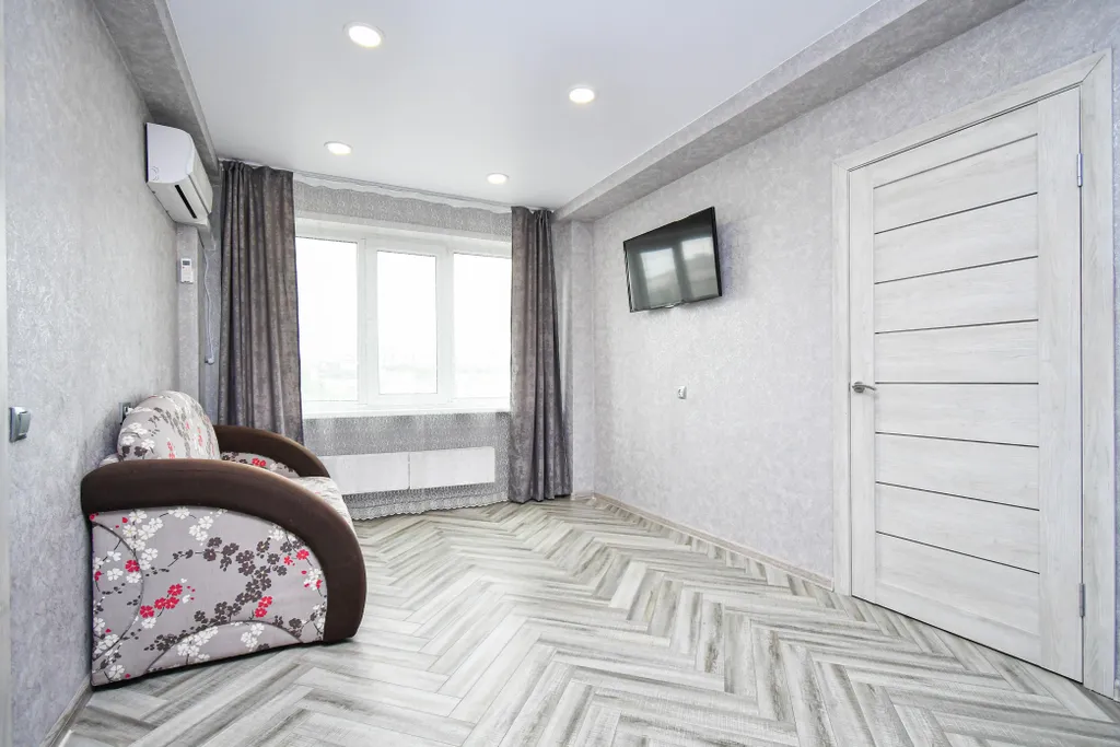 Квартира Квартира Хорошая 2-х комнатная в центре города — Красноярск