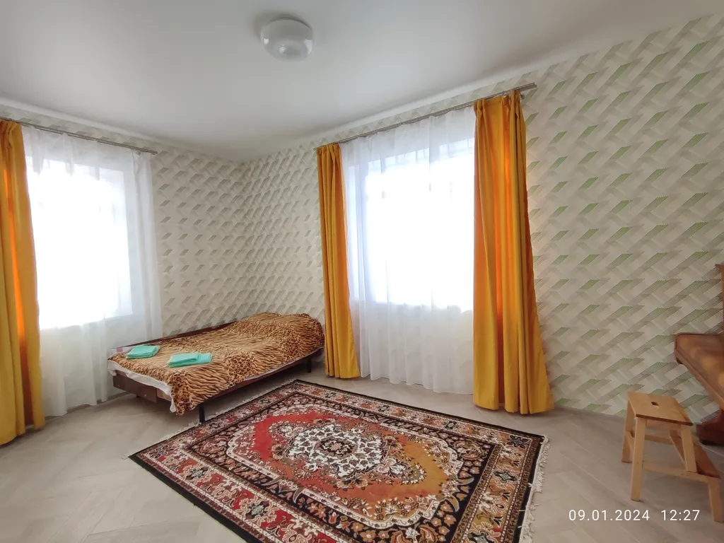 Добрый дом с баней и большим залом-камином