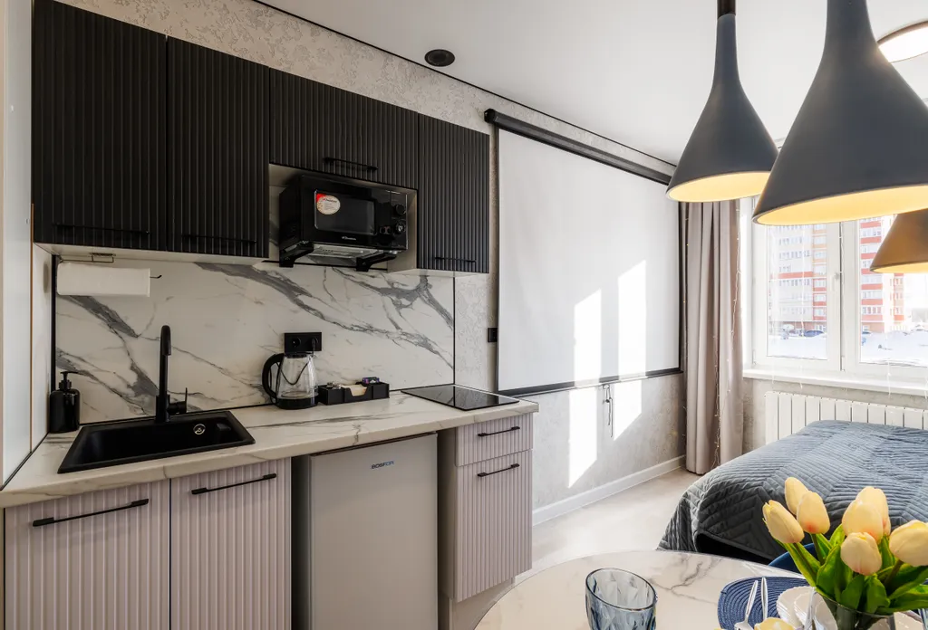 Уютная кино-студия с проектором