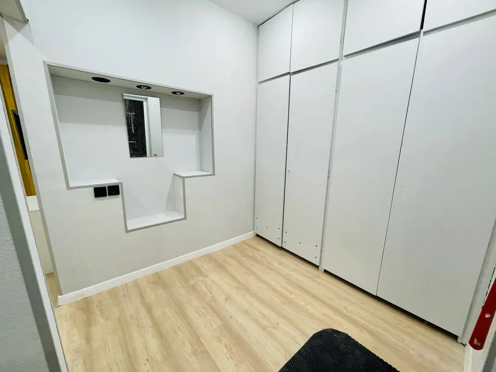 Квартира 2-комнатная Квартира — Кировск