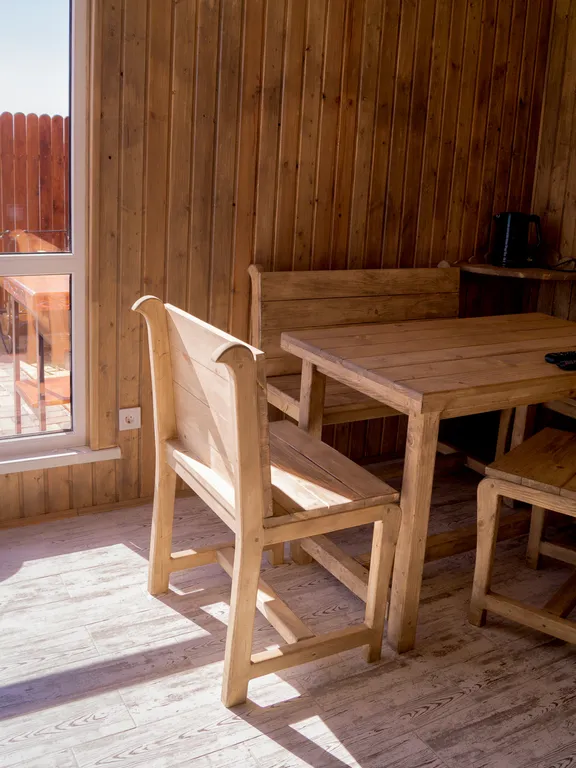 Комфортный дом на берегу реки в 30 минутах от центра города