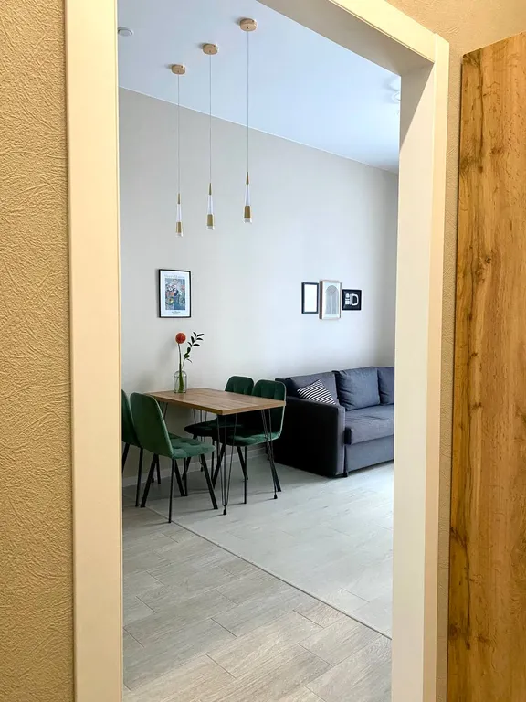 Евродвушка со своей террасой и высокими потолками