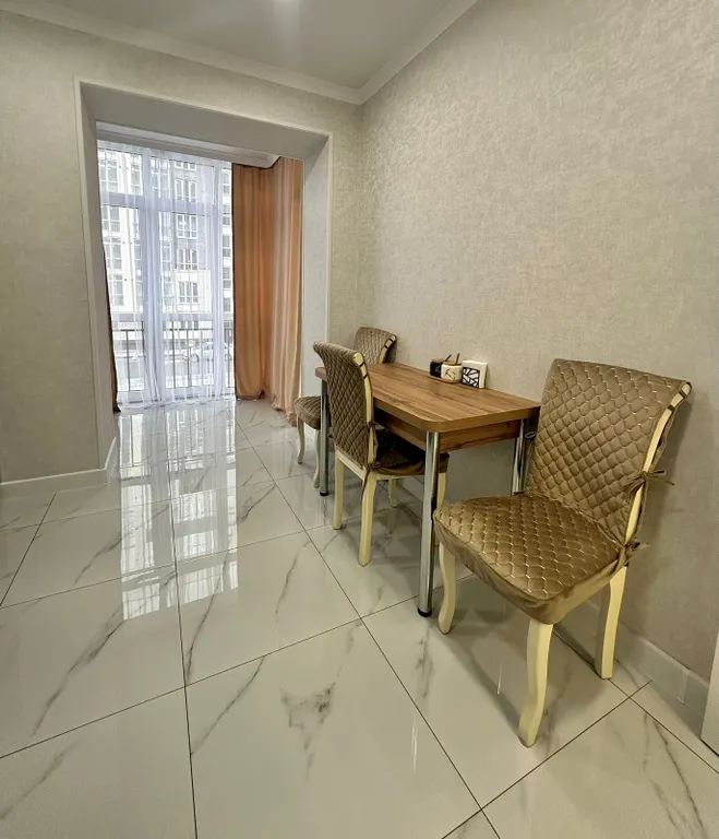 Уютная, светлая квартира в новостройке Весна