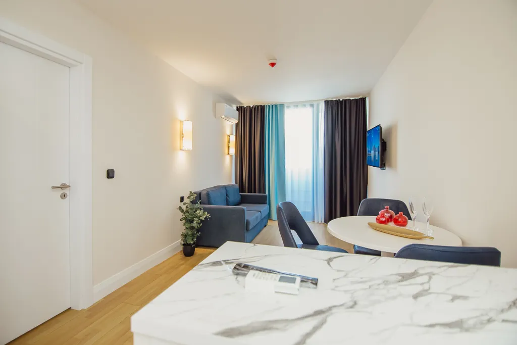 Апартаменты семейный(1+1) премиум класса  Orbi D2  с видом на море