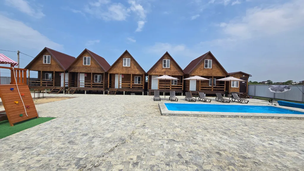 Коттедж Домик с бассейном в 7 минутах от моря — аренда посуточно в Должанская