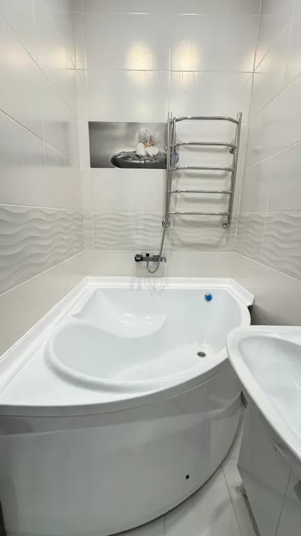 Уютная 2-комнатная современная квартира в центре