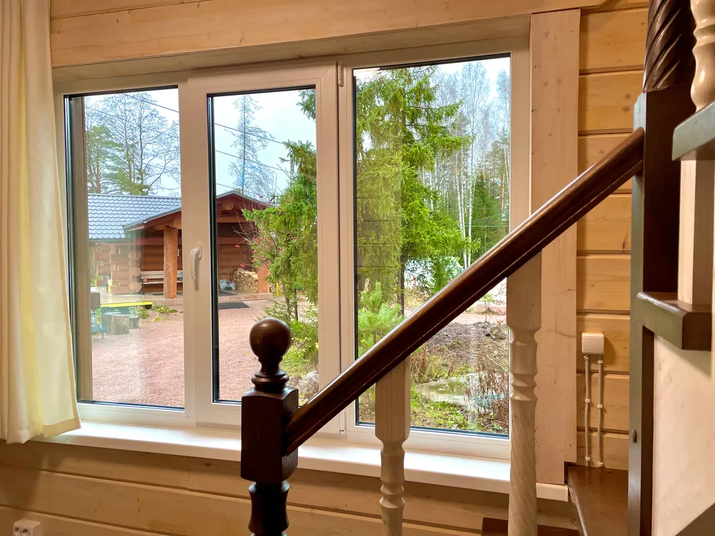 Двухэтажный коттедж с 4 спальнями и видом на Выборгский залив