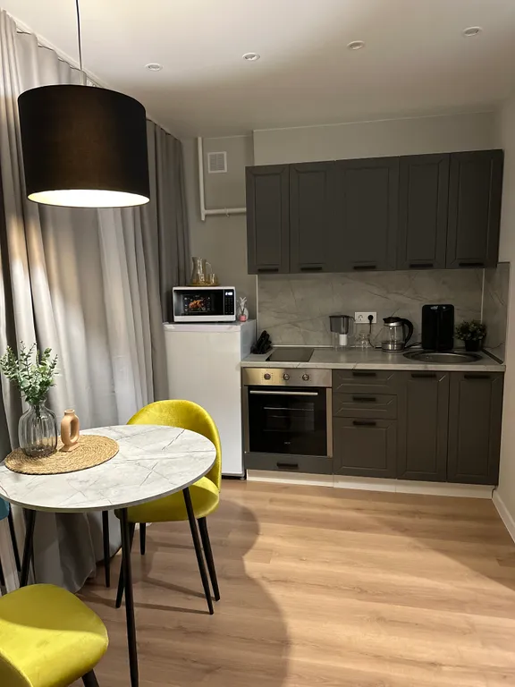 Соната - дизайнерская 1-комнатная квартира евро-2 в самом центре у ЦУМа — аренда посуточно в Киров