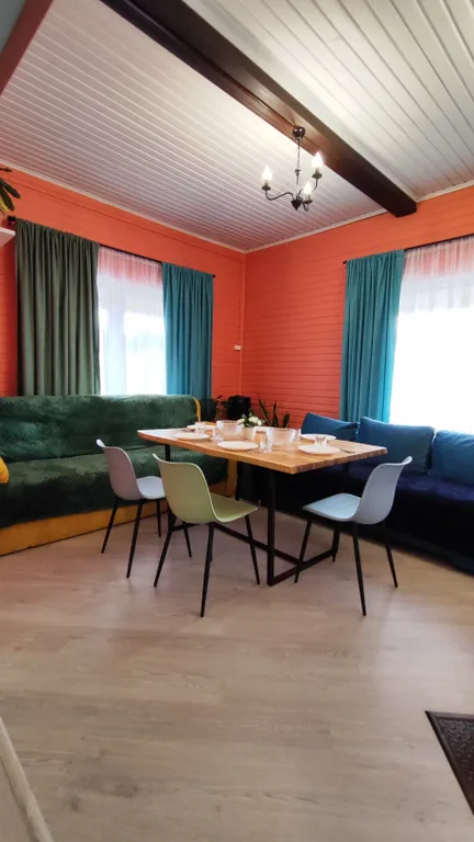 Дом с видом на лес