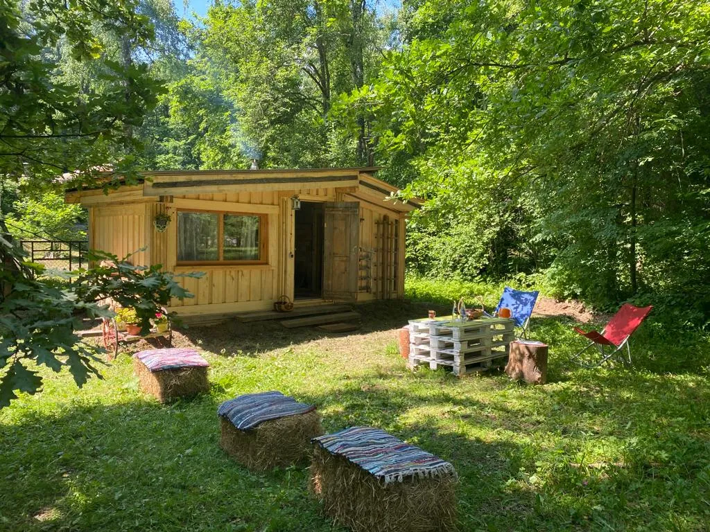 Коттедж Глэмпинг с печкой-буржуйкой — аренда посуточно в Звенигород