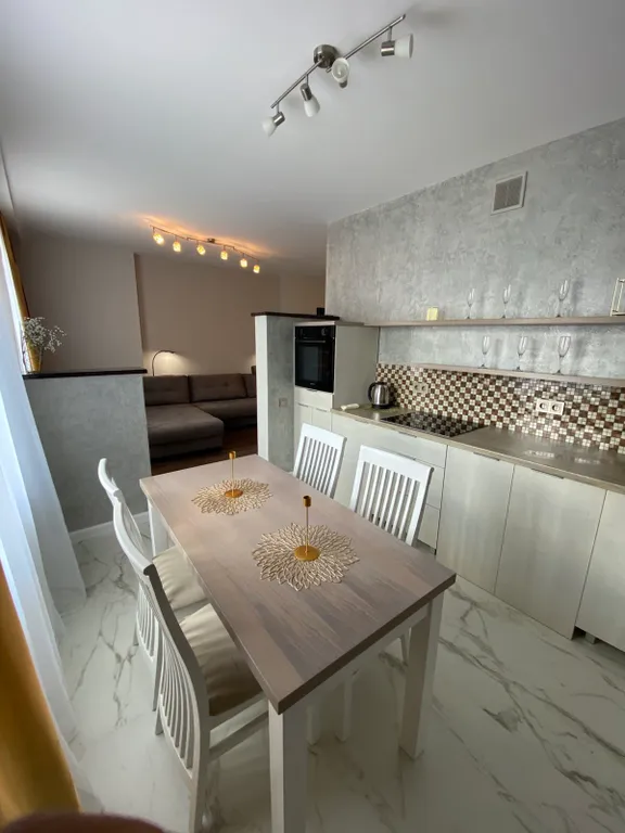 Прекрасная квартира,через дорогу пляж