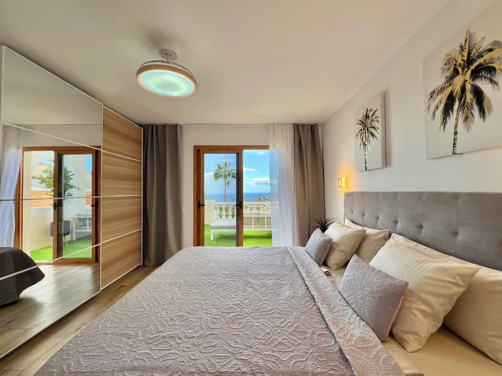 PaulMarie Apartment Lounge Cristina