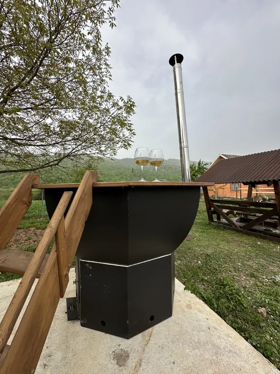 Дом с банным чаном и печью-лежанкой в горах