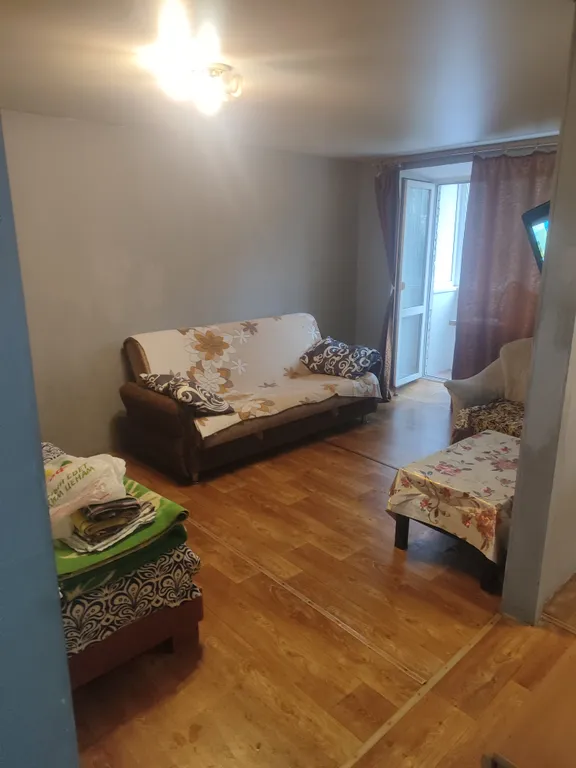 Чистая, уютная квартира рядом с остановкой