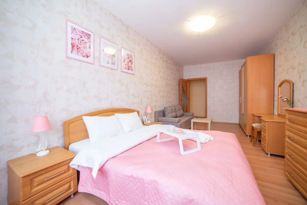 Три шоколада