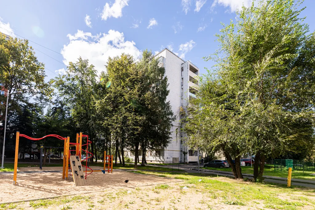 Уютная квартира Black and red house